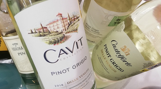 Pinot Grigio bottles at Wine Paris - resize